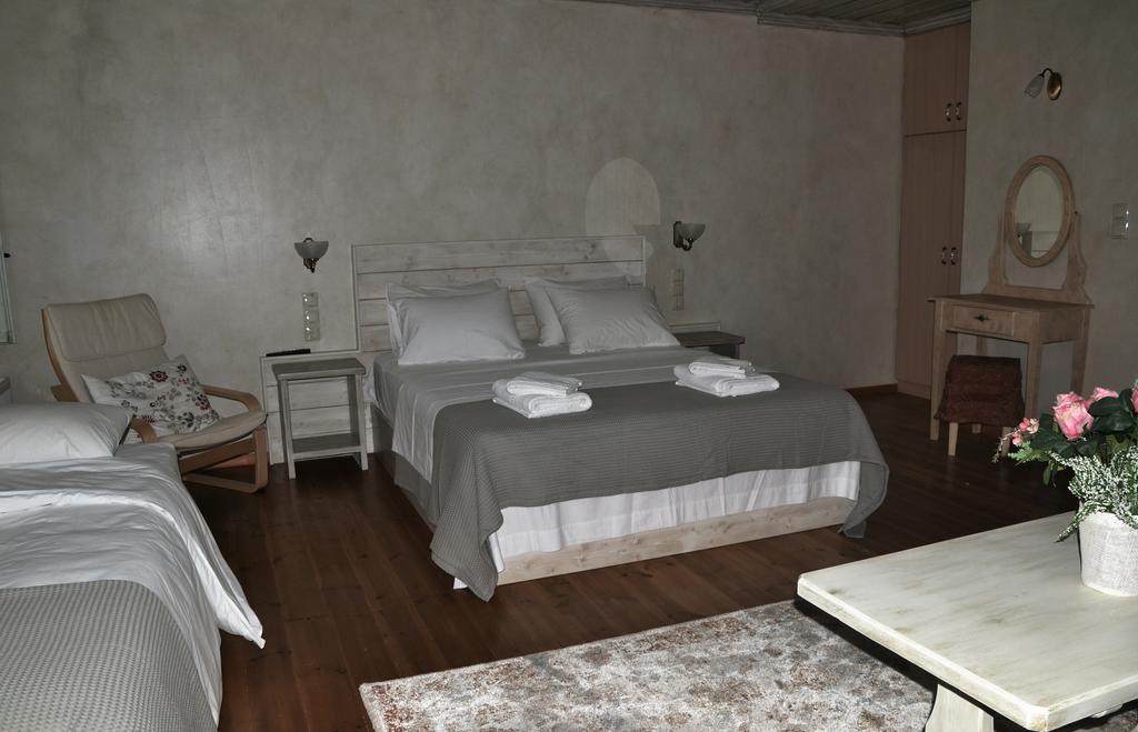 Hotel Pantheon à Papingo Extérieur photo