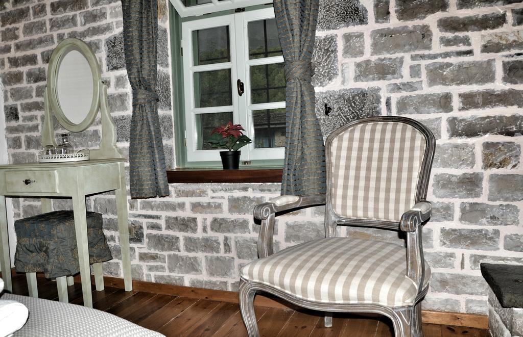 Hotel Pantheon à Papingo Extérieur photo