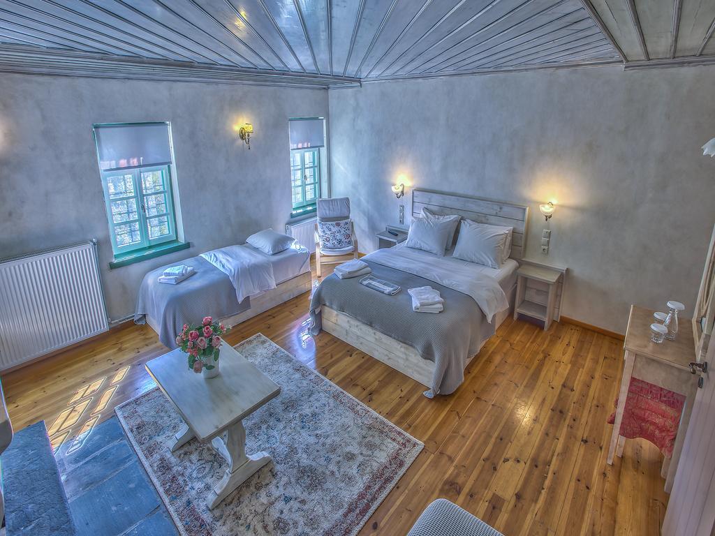 Hotel Pantheon à Papingo Extérieur photo