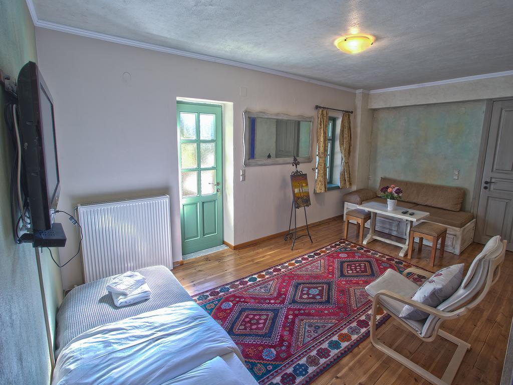 Hotel Pantheon à Papingo Extérieur photo