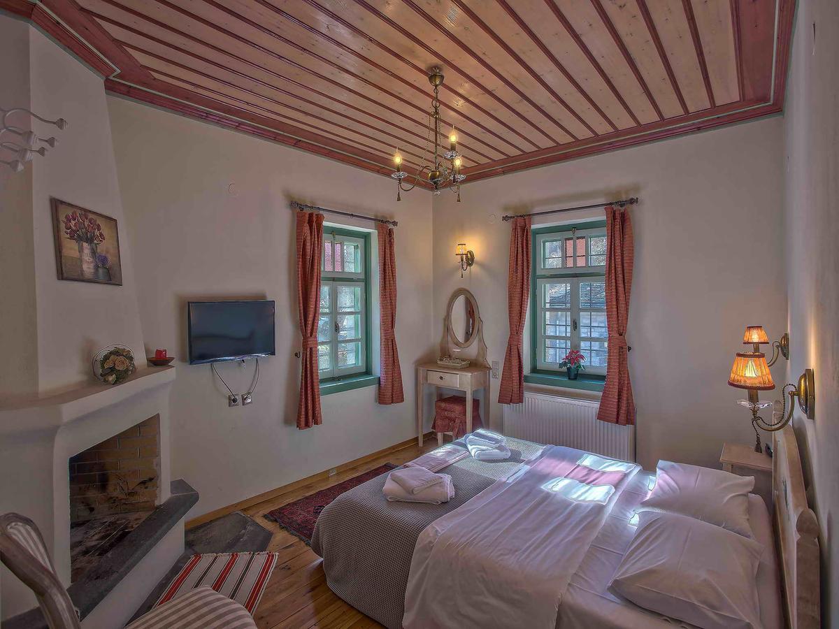 Hotel Pantheon à Papingo Extérieur photo