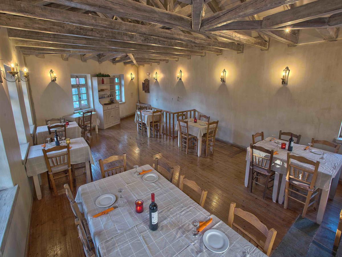 Hotel Pantheon à Papingo Extérieur photo