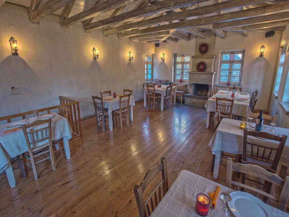 Hotel Pantheon à Papingo Extérieur photo